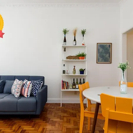 Pineapples PM402 - Moderno apartamento ideal para famílias em Ipanema a 250m da praia de Ipanema